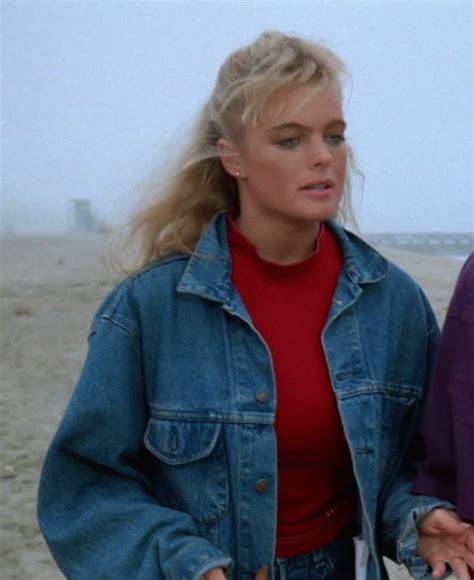 erika eleniak 90s|Original Baywatch Cast: See the Stars of the Iconic。